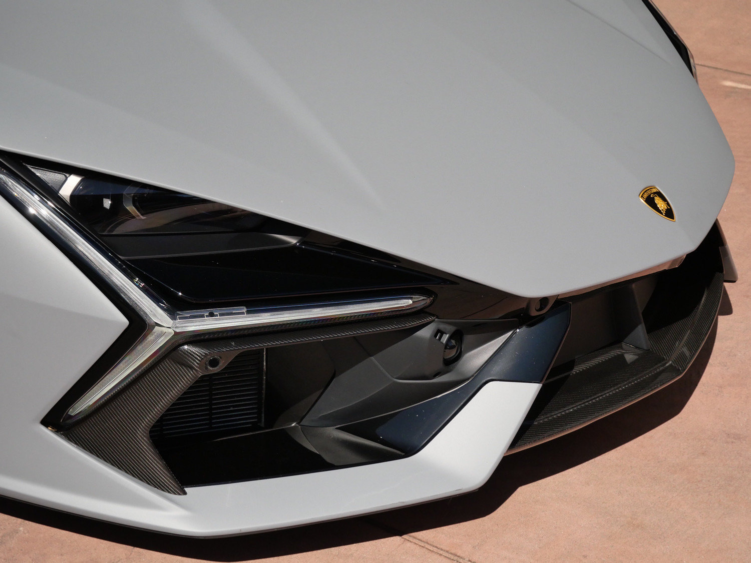 Used 2025 Lamborghini Revuelto AWD/4WD image 22