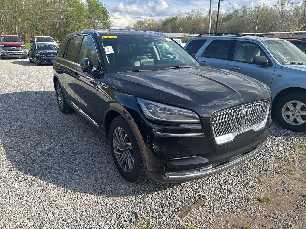 Used 2023 Lincoln Aviator 2WD w/ Elements Package image 2