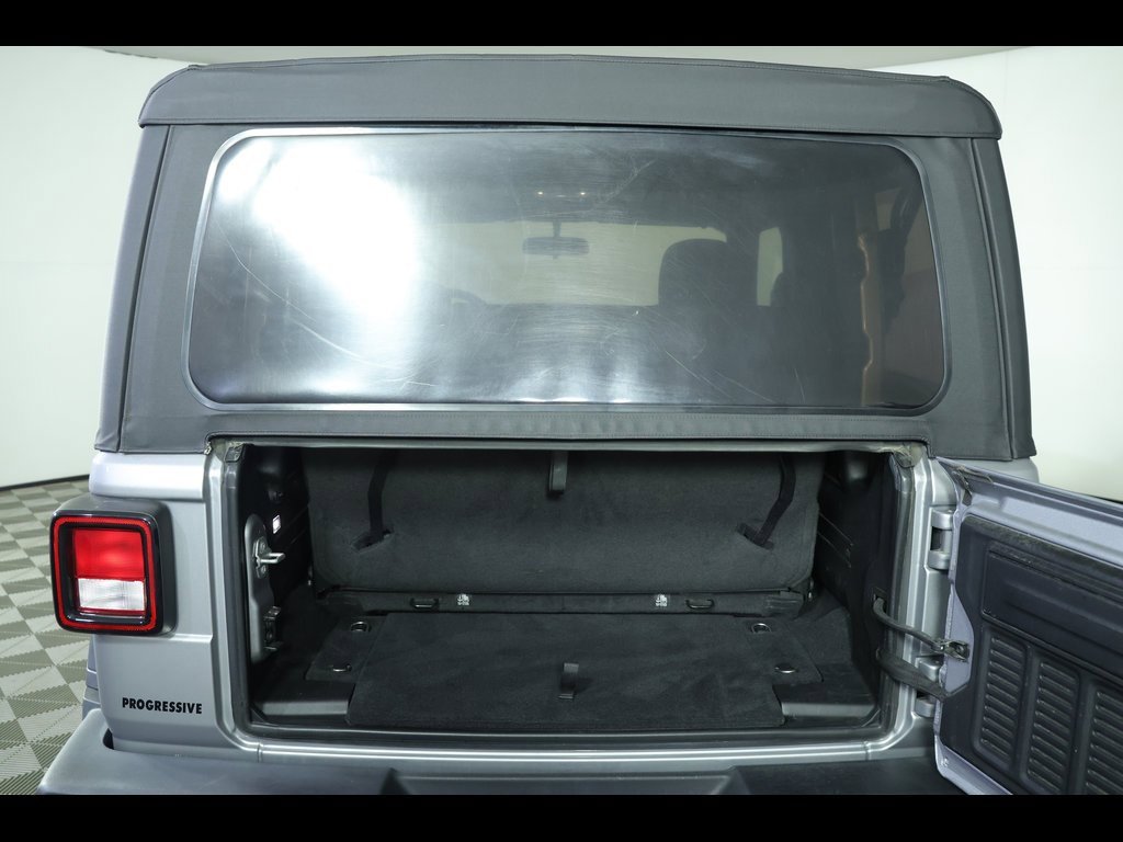 Used 2021 Jeep Wrangler Sport S image 16