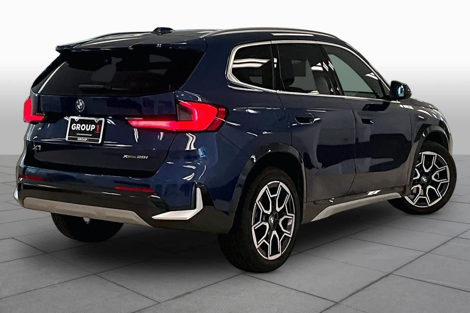 Certified 2025 BMW X1 xDrive28i AWD/4WD image 12