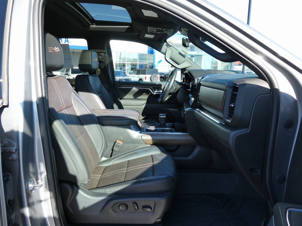 Certified 2023 Chevrolet Silverado 1500 High Country w/ High Country Premium Package image 16