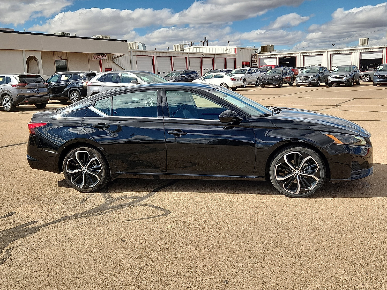 Used 2024 Nissan Altima 2.5 SR image 5