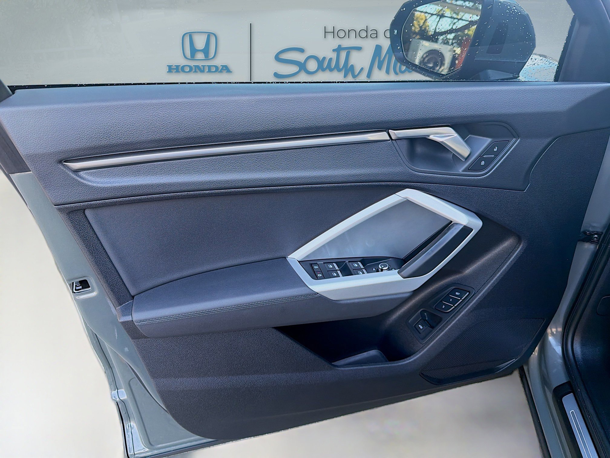 Used 2024 Audi Q3 2.0T Premium image 19