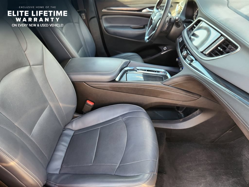 Used 2022 Buick Enclave Essence w/ Experience Buick Package FWD image 14