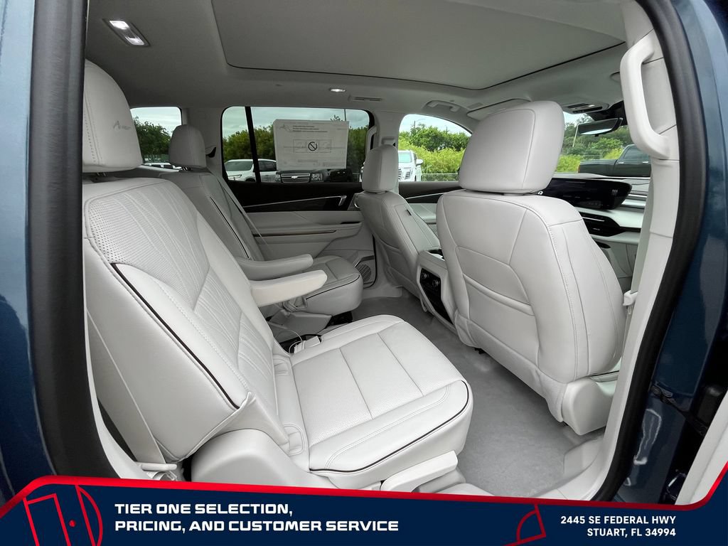 New 2026 Buick Enclave Avenir w/ Super Cruise Package AWD/4WD image 19