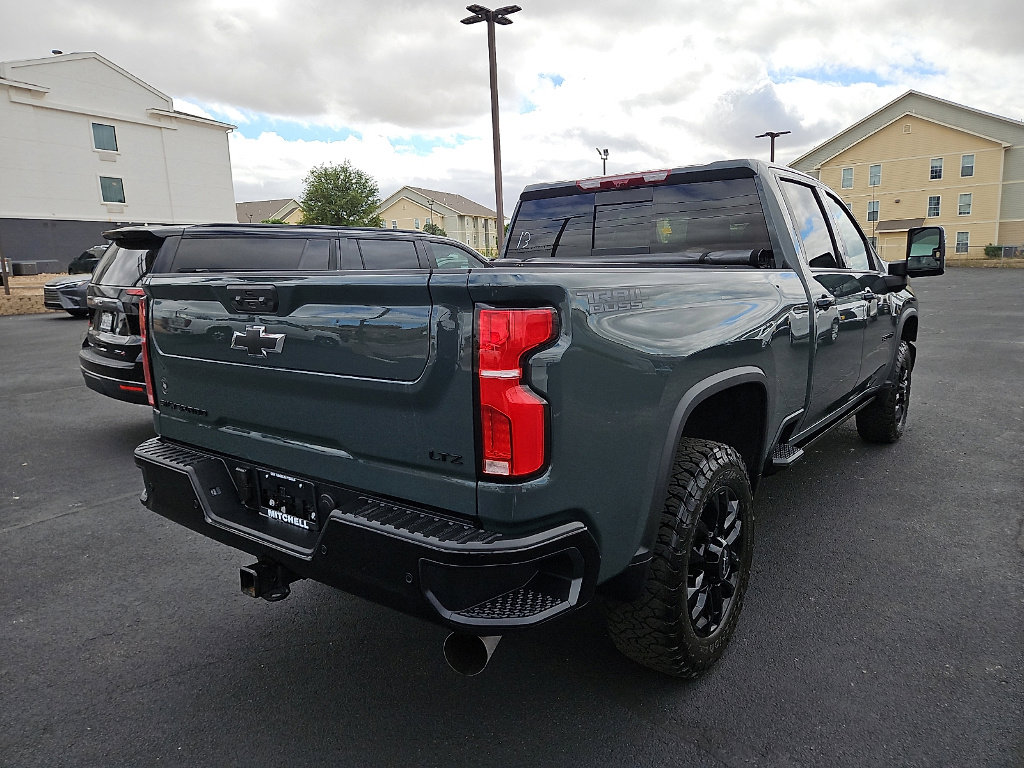 Used 2026 Chevrolet Silverado 2500 LTZ w/ Trail Boss Package image 5