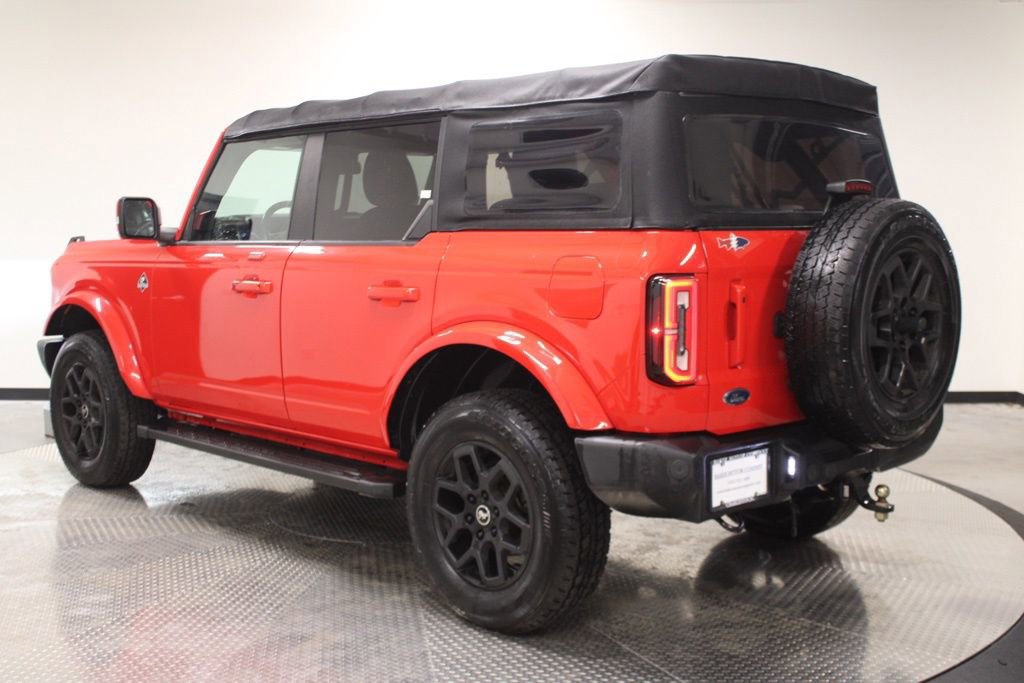 Used 2022 Ford Bronco Outer Banks image 3
