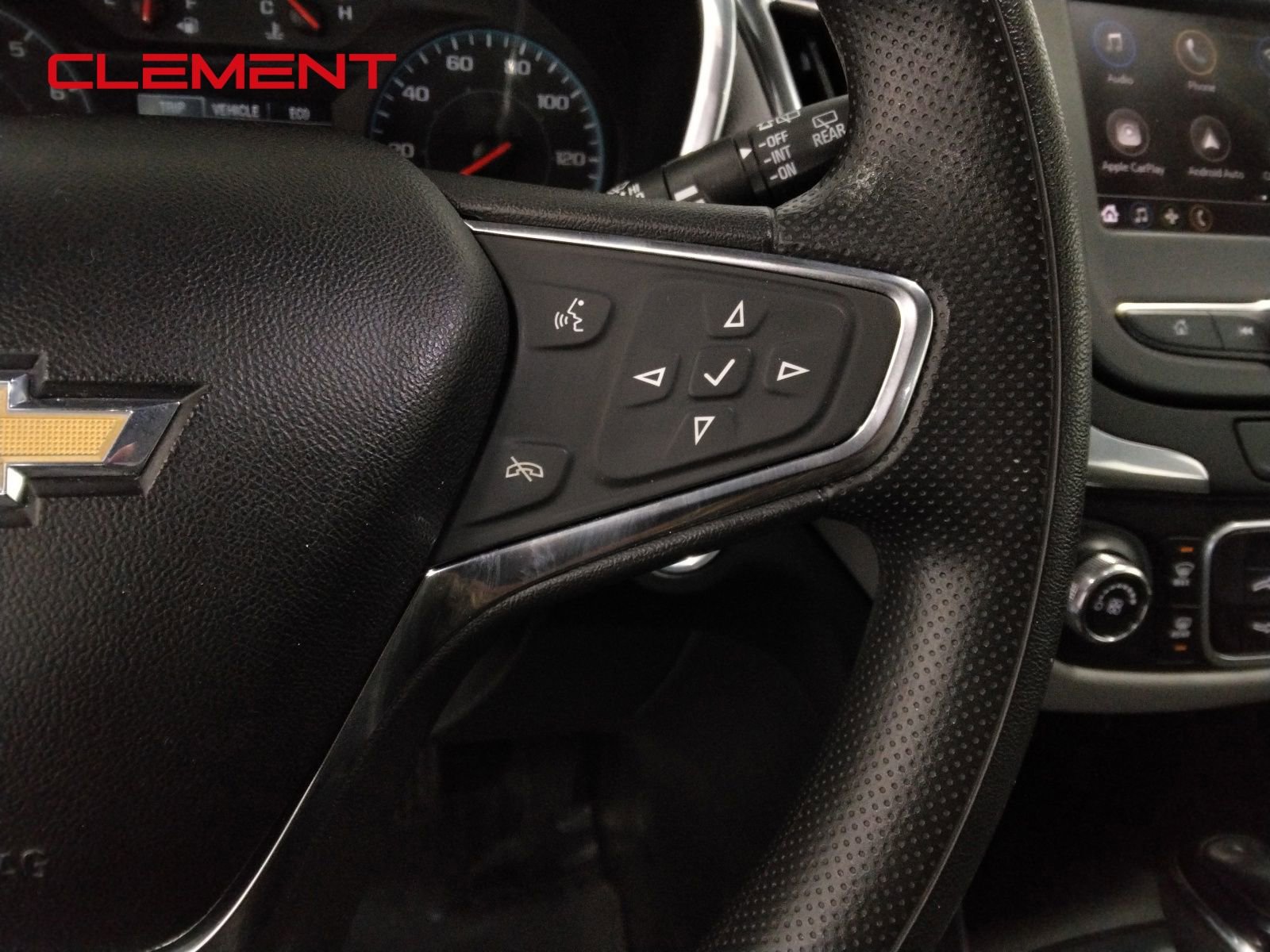 Used 2020 Chevrolet Equinox LS image 14