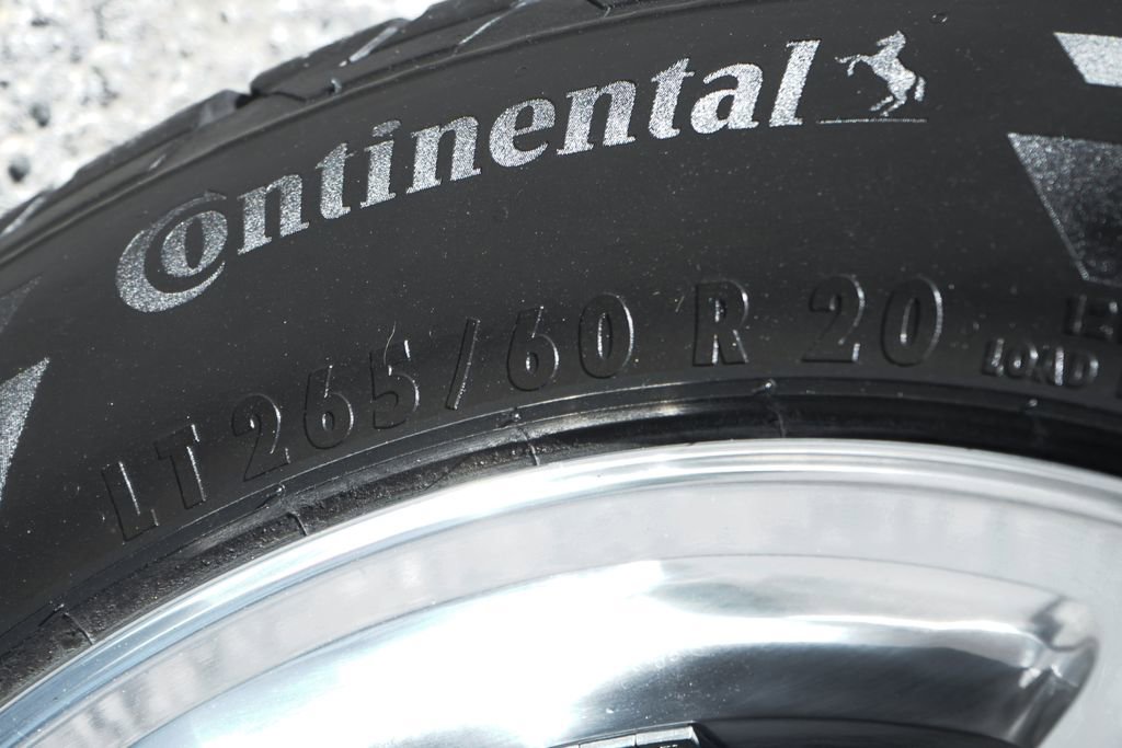 Used 2014 Chevrolet Silverado 2500 LT w/ Custom Sport Truck Package image 37