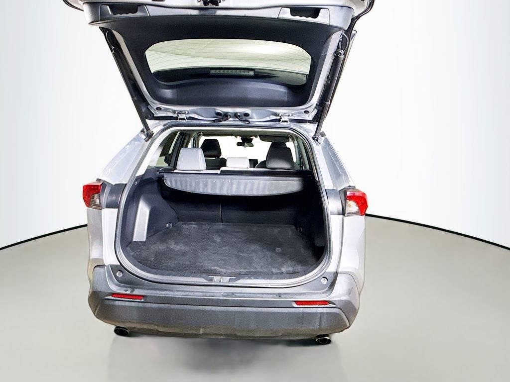 Certified 2020 Toyota RAV4 XLE Premium FWD image 24