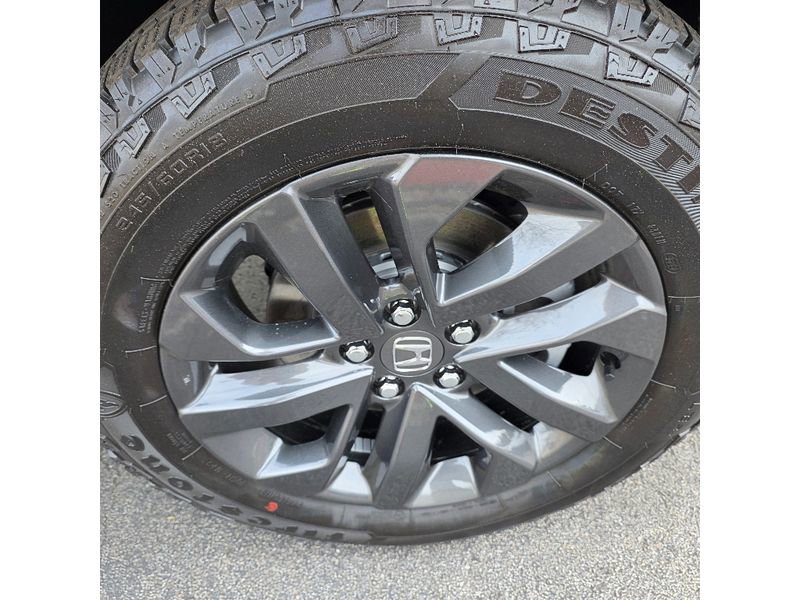 New 2026 Honda Ridgeline Sport image 9