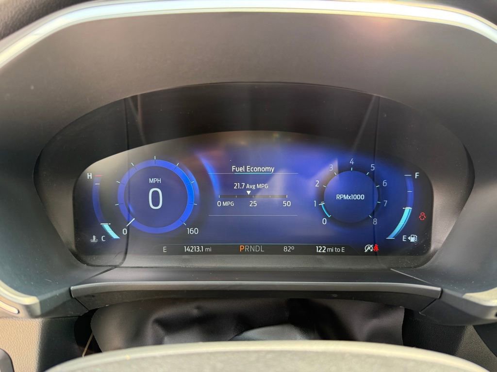 Used 2022 Ford Escape Titanium image 12