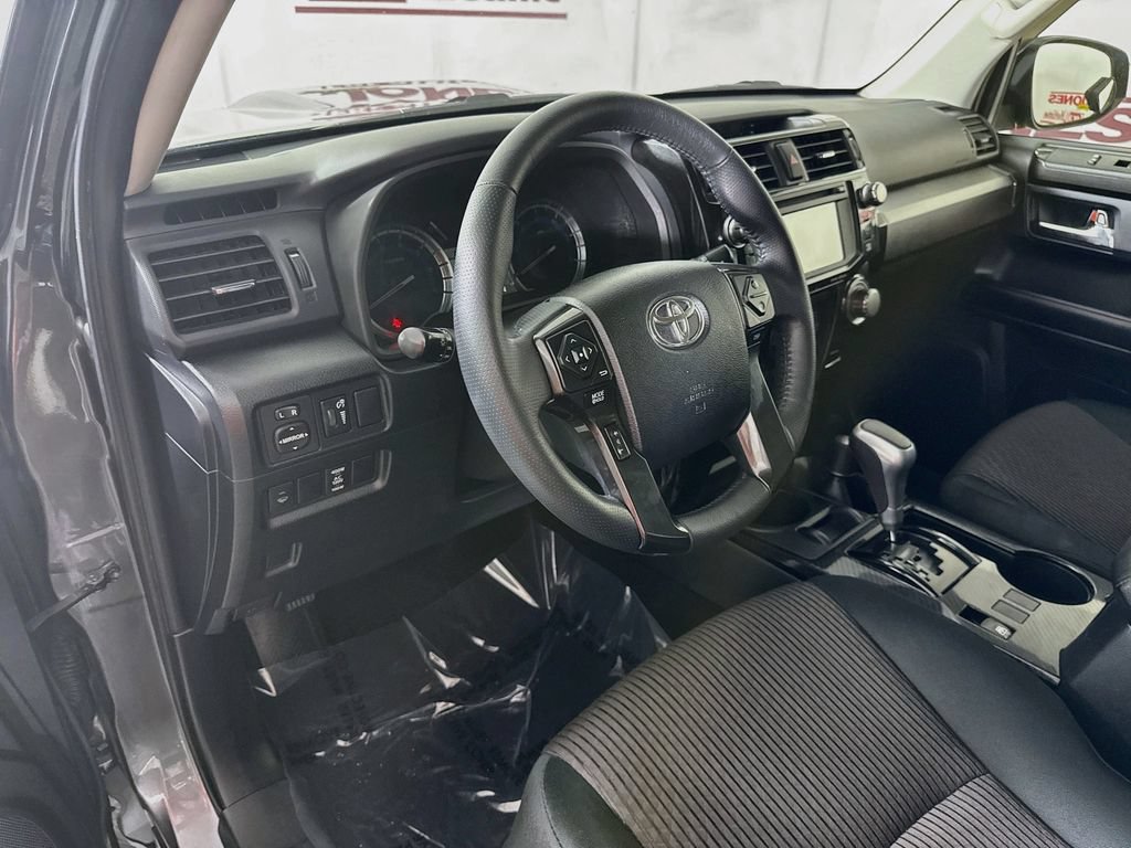 Certified 2019 Toyota 4Runner TRD Off-Road AWD/4WD image 18