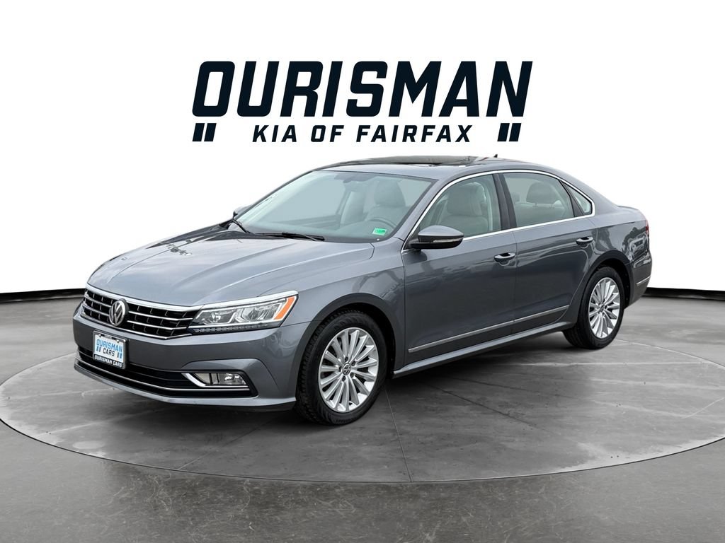 Used 2016 Volkswagen Passat 1.8T SE w/ Lighting Package FWD image 2