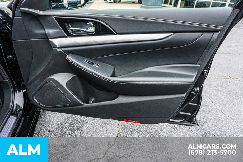 Used 2023 Nissan Maxima SV FWD image 53