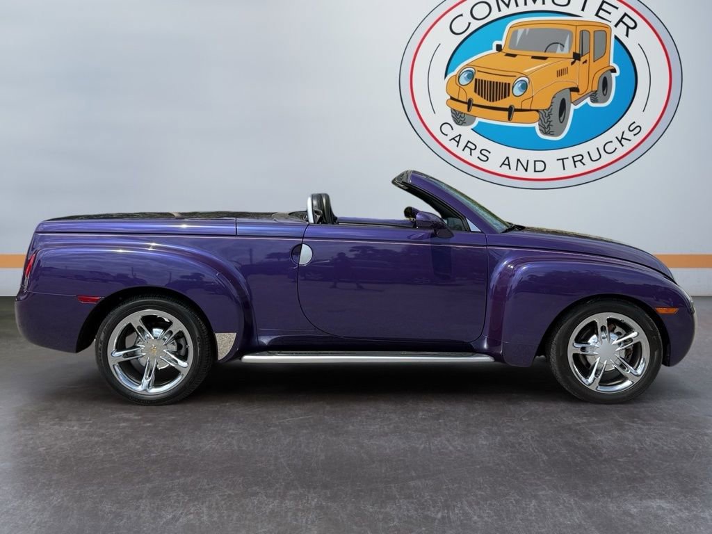 Used 2004 Chevrolet SSR w/ Preferred Equipment Group RWD image 7