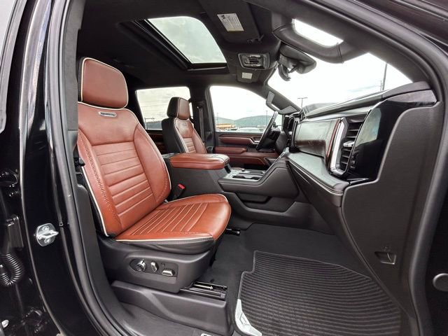 Used 2024 GMC Sierra 3500 Denali Ultimate AWD/4WD image 41