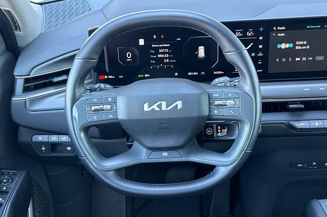 Certified 2024 Kia EV9 Light Long Range RWD image 18