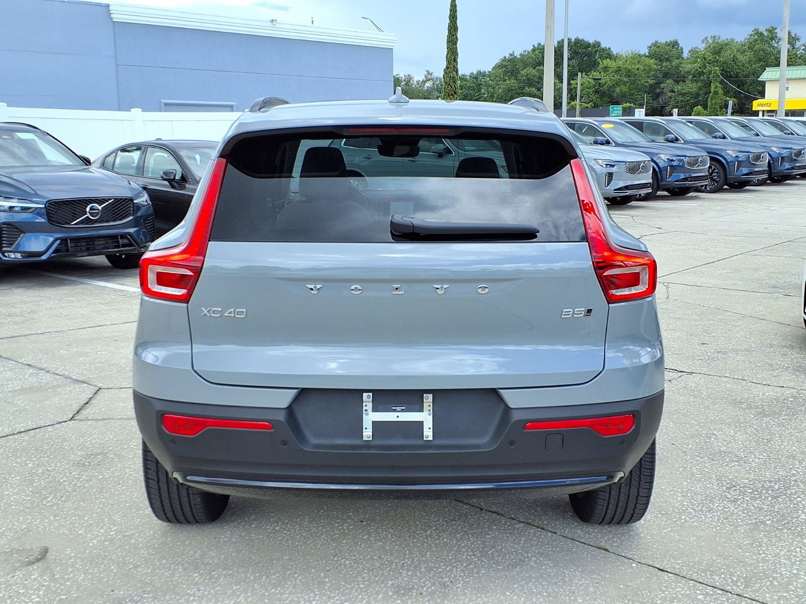 New 2026 Volvo XC40 B5 Plus w/ Protection Package Premier AWD/4WD image 6