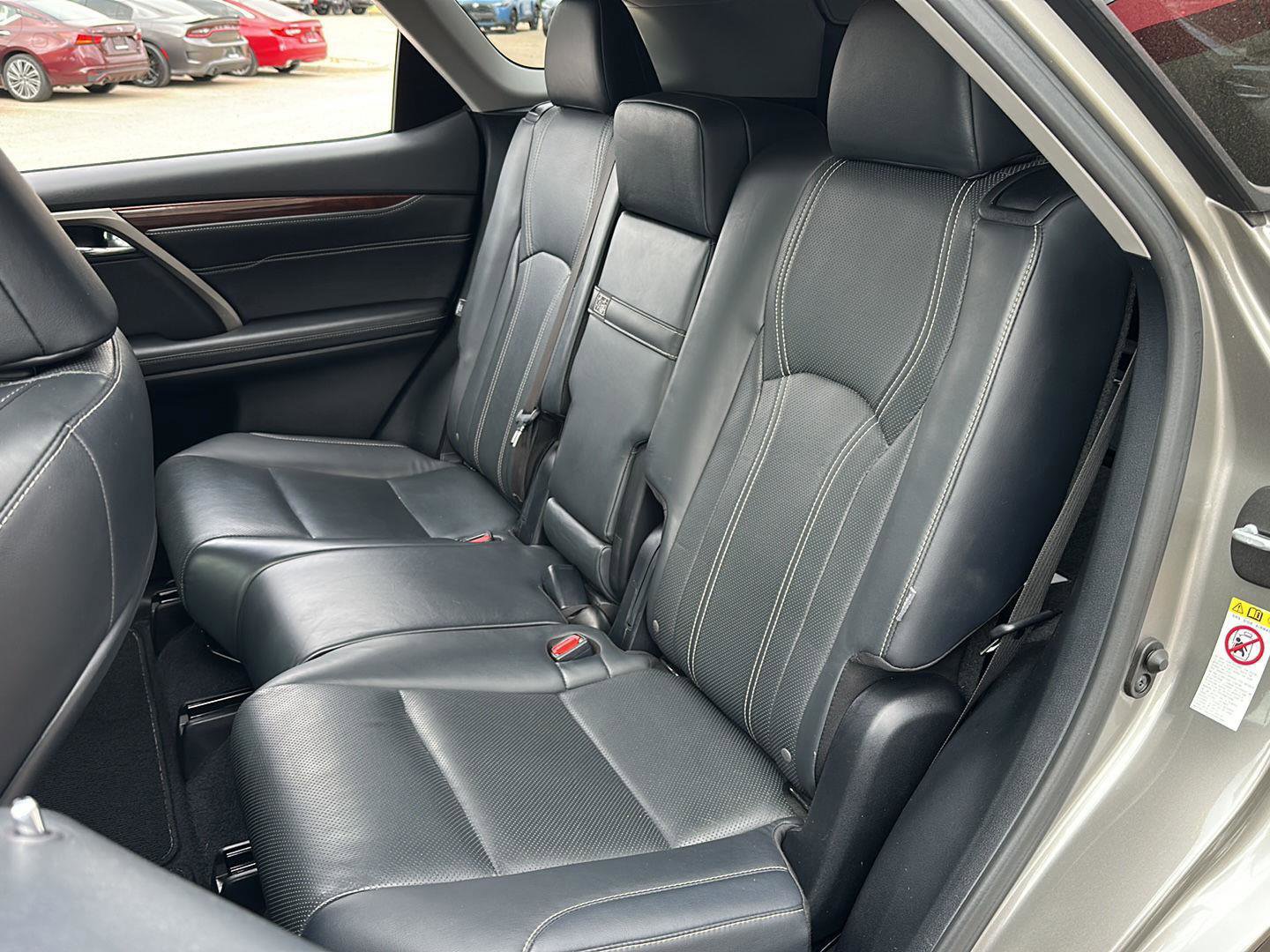 Used 2019 Lexus RX 350L FWD image 14