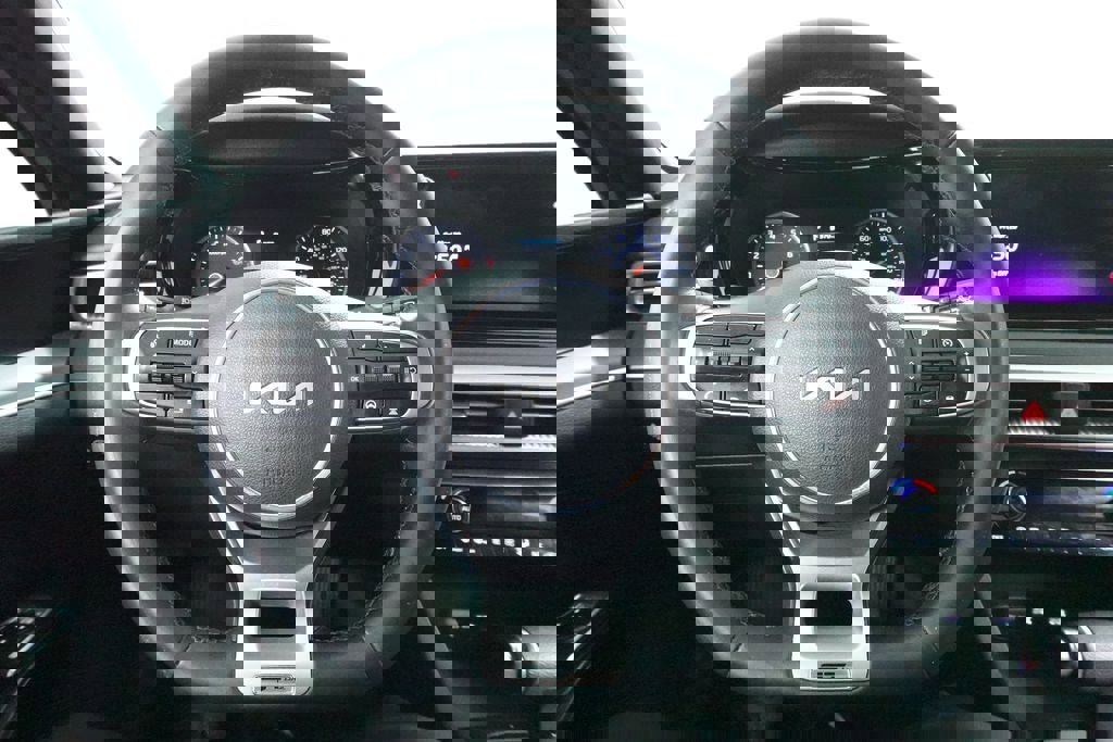 Used 2024 Kia K5 GT-Line w/ GT-Line Premium Package AWD/4WD image 12