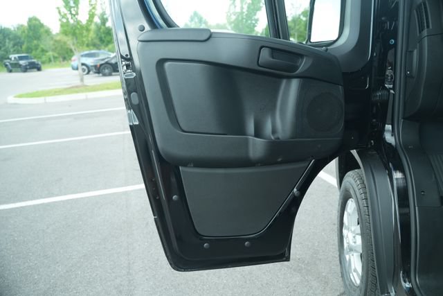 New 2026 RAM ProMaster 2500 w/ Quick Order Package 22G SLT FWD image 12