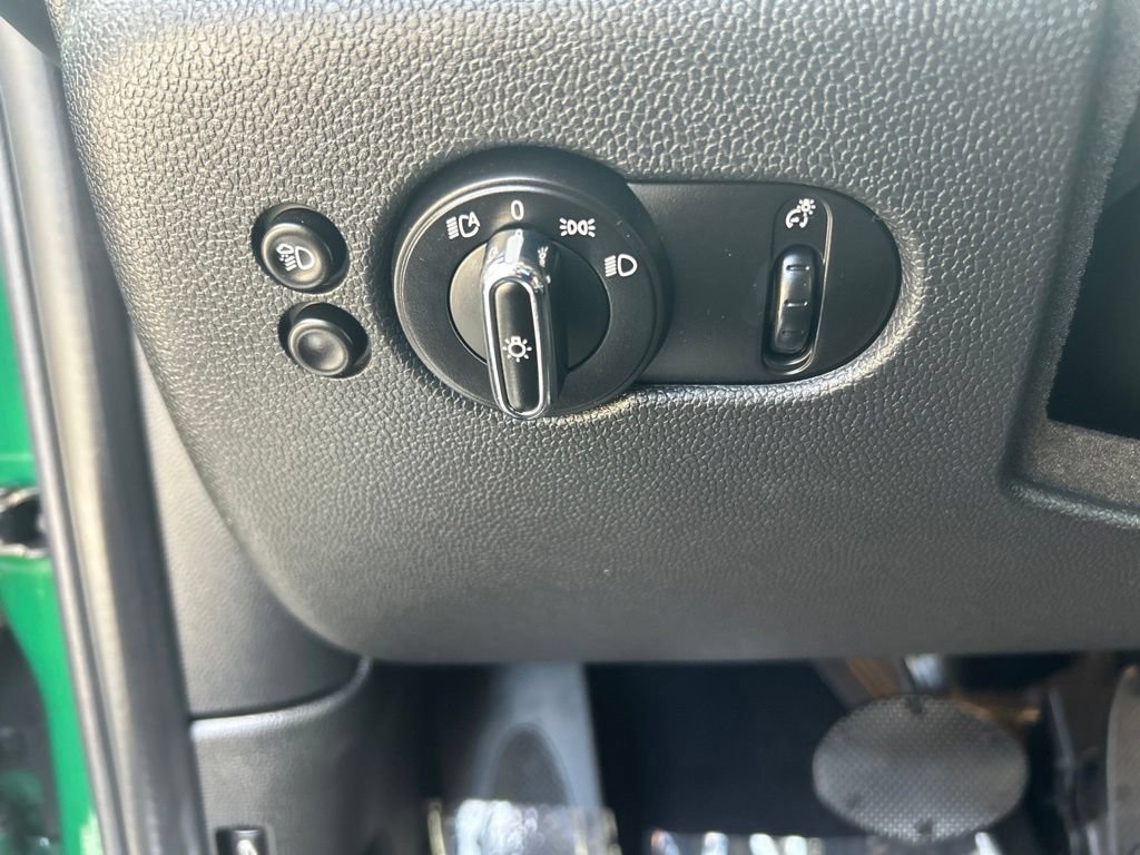 Used 2022 MINI Cooper SE FWD image 37