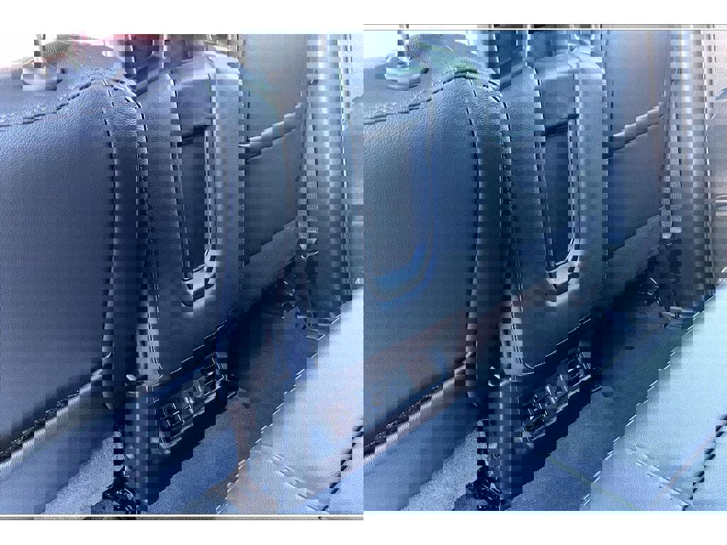 Used 2019 GMC Sierra 1500 SLT image 26