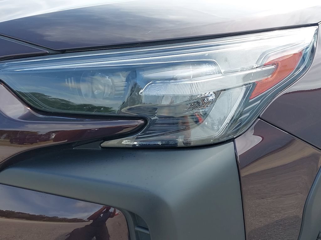 Certified 2025 Subaru Outback Touring AWD/4WD image 28