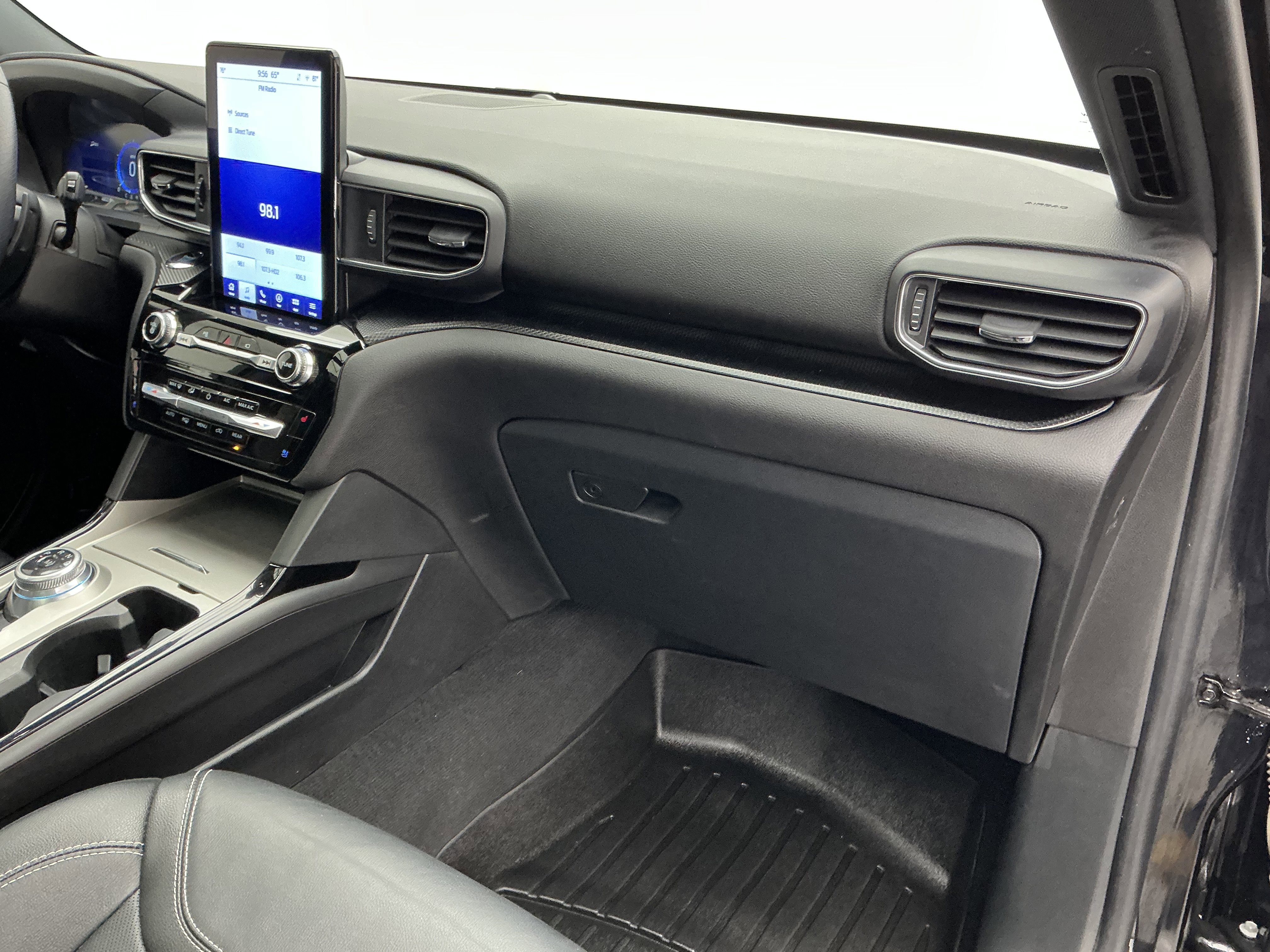 Used 2022 Ford Explorer ST w/ Equipment Group 401A image 23