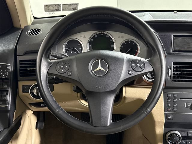 Used 2011 Mercedes-Benz GLK 350 4MATIC image 24