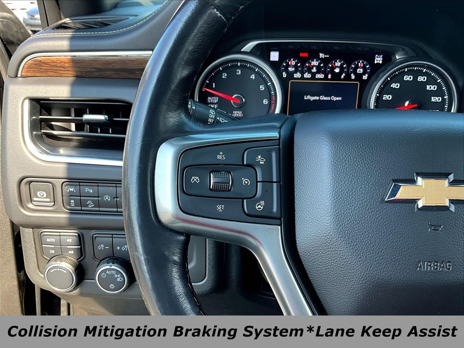 Used 2021 Chevrolet Tahoe Premier AWD/4WD image 11