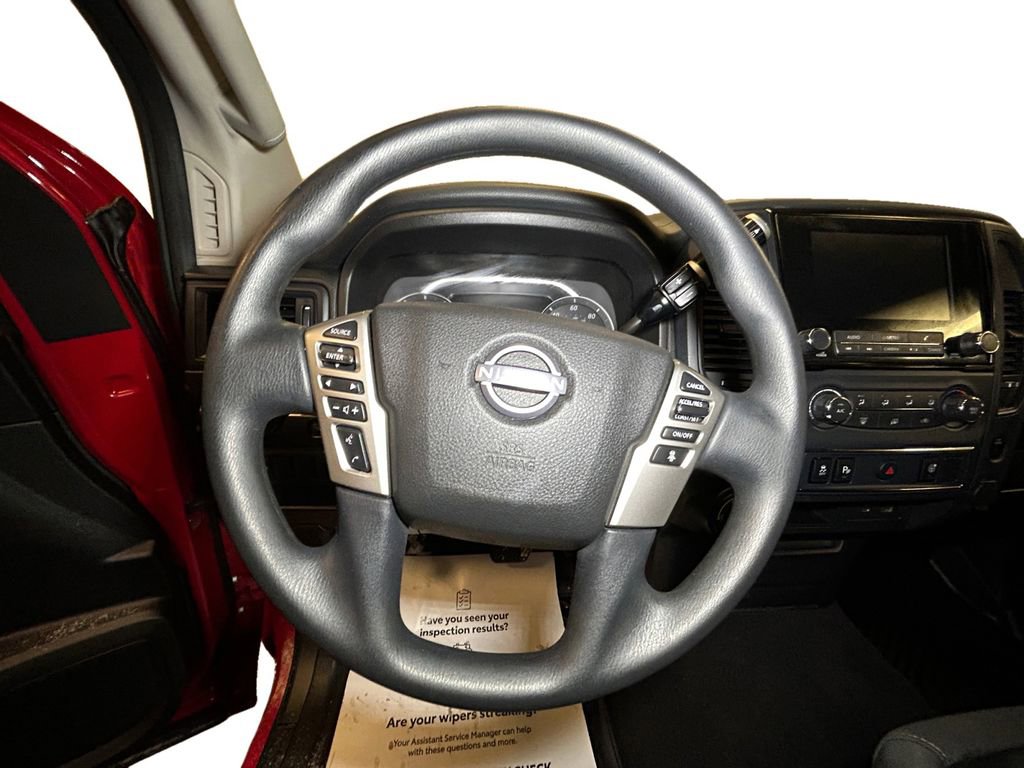 Used 2024 Nissan Titan SV image 11