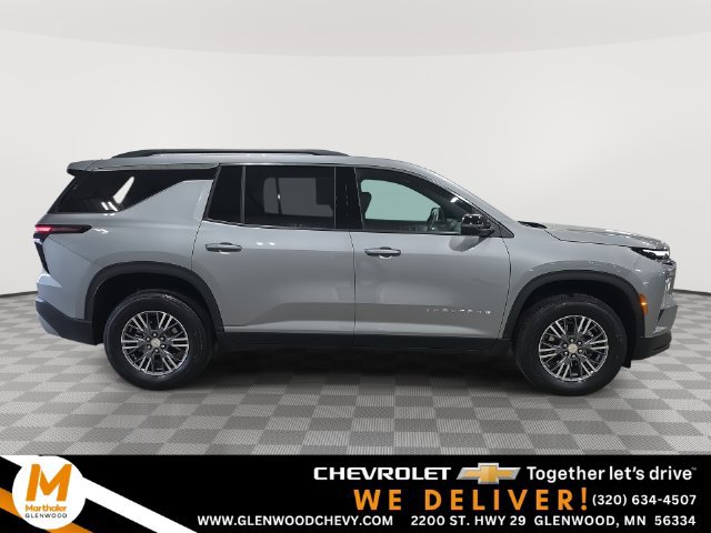 Used 2026 Chevrolet Traverse LT w/ Driver Confidence Package AWD/4WD image 1