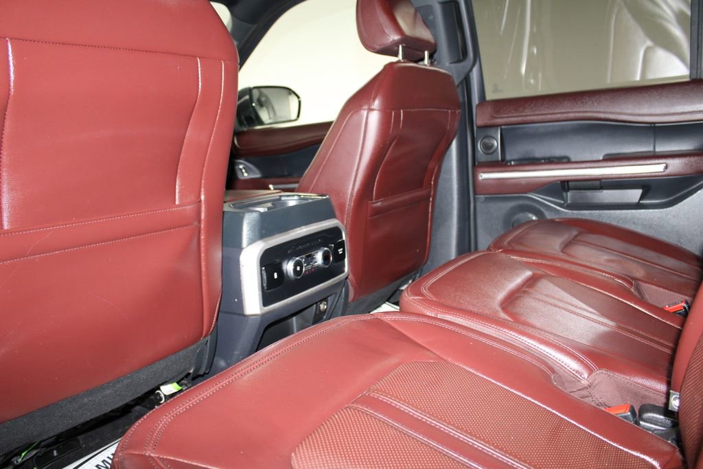 Used 2022 Ford Expedition Max Limited image 26