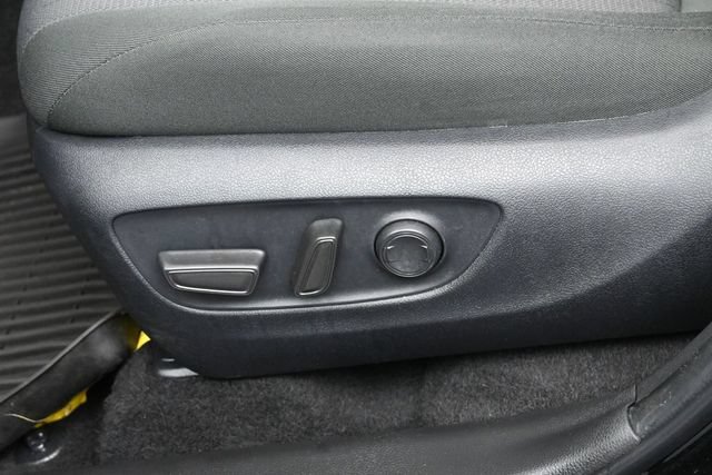 Certified 2025 Toyota RAV4 XLE AWD/4WD image 16
