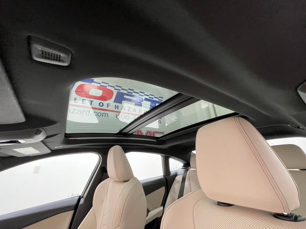 Used 2025 BMW 228i xDrive AWD/4WD image 16