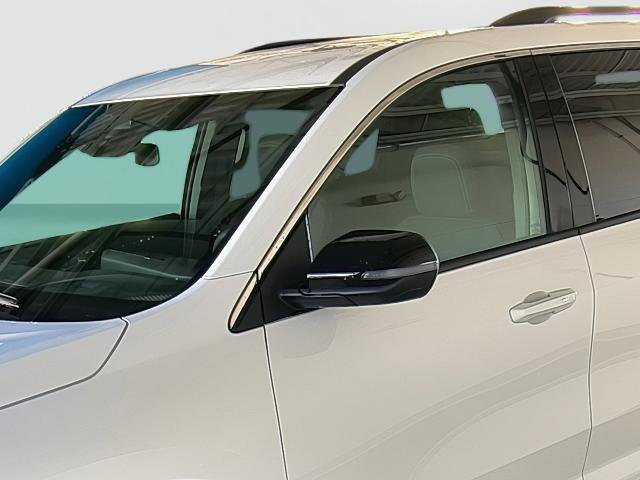 New 2026 Chevrolet Traverse LT image 8