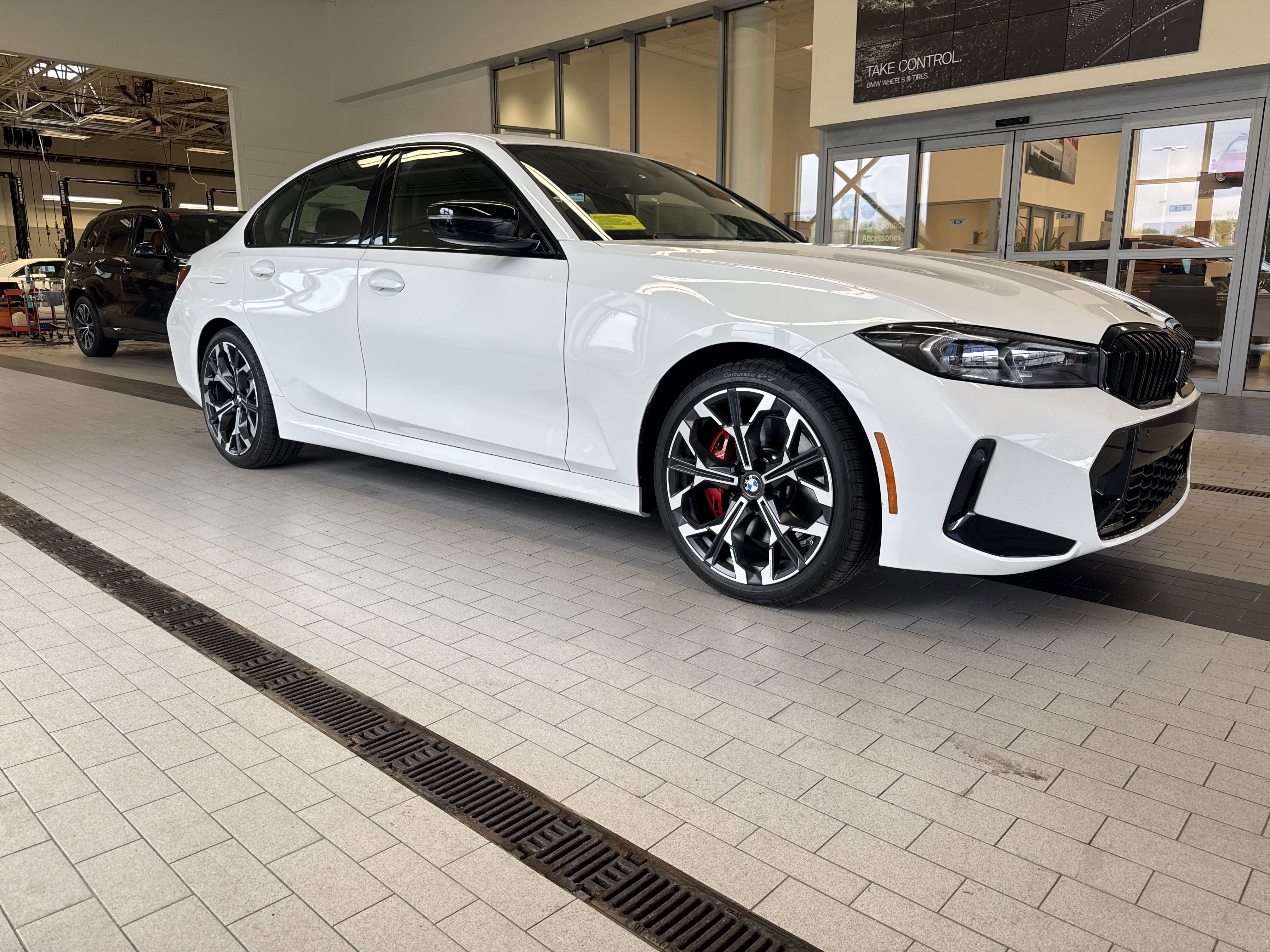 Used 2025 BMW 330i xDrive Sedan w/ M Sport Package image 3