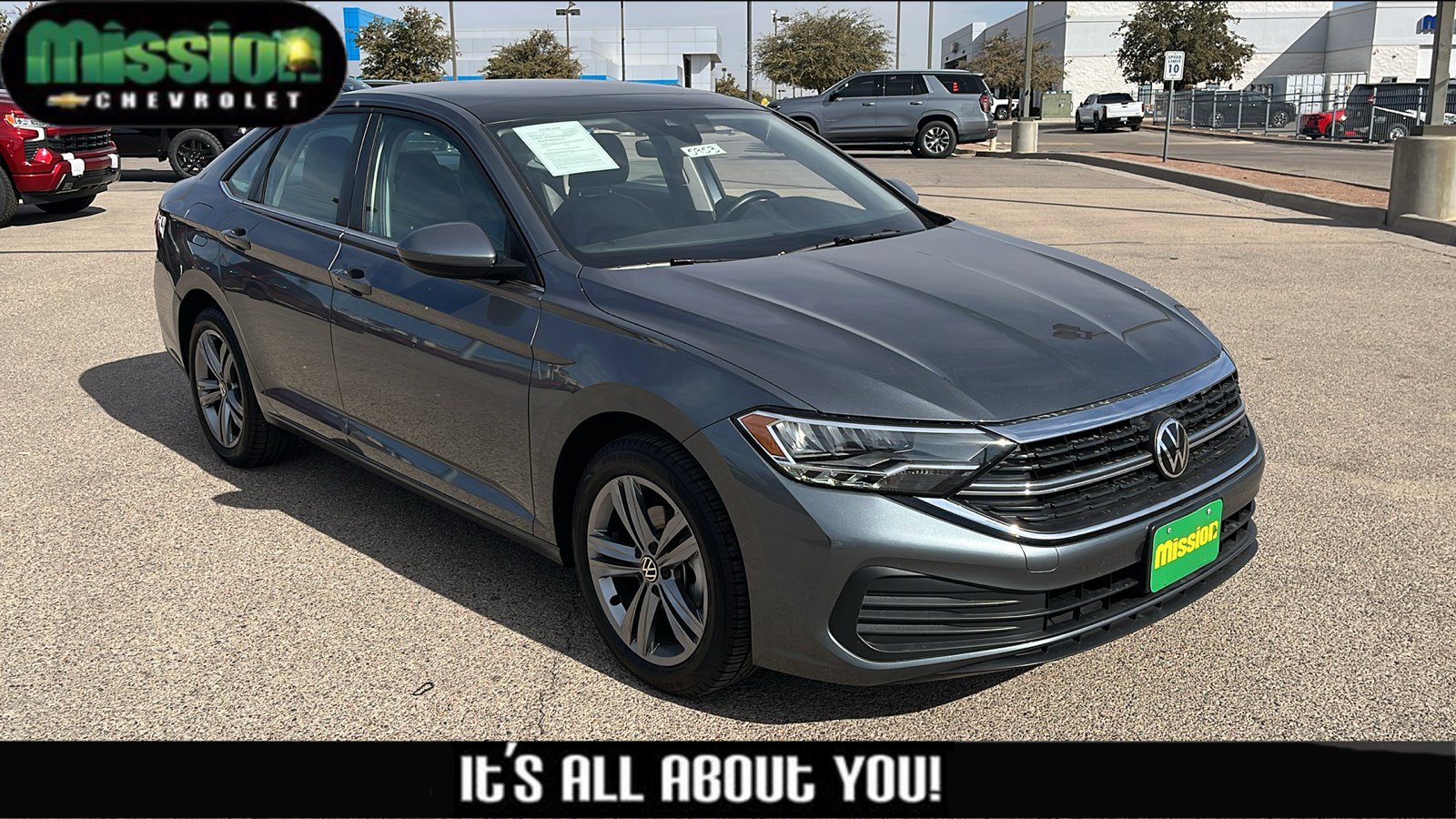 Used 2024 Volkswagen Jetta SE image 1