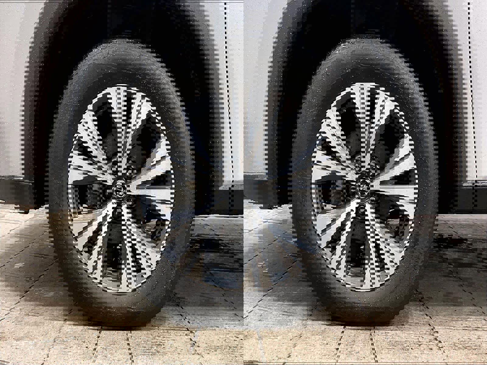 Certified 2022 Nissan Rogue SV image 7