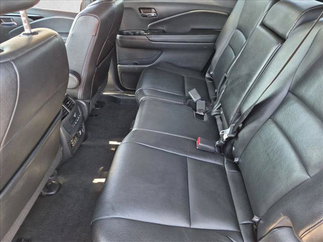 Used 2016 Honda Pilot Touring image 17
