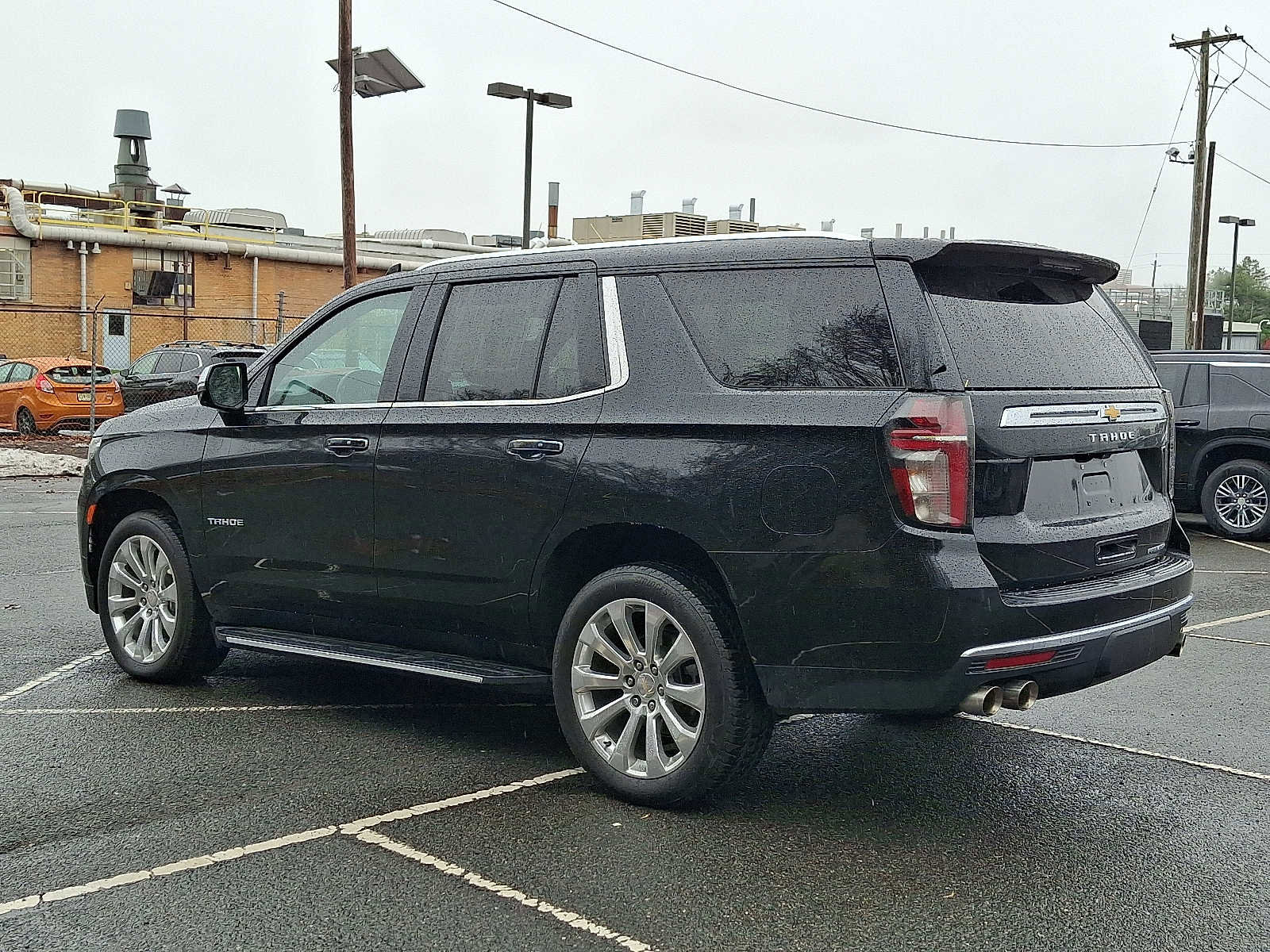 Used 2023 Chevrolet Tahoe Premier w/ Advanced Technology Package image 5