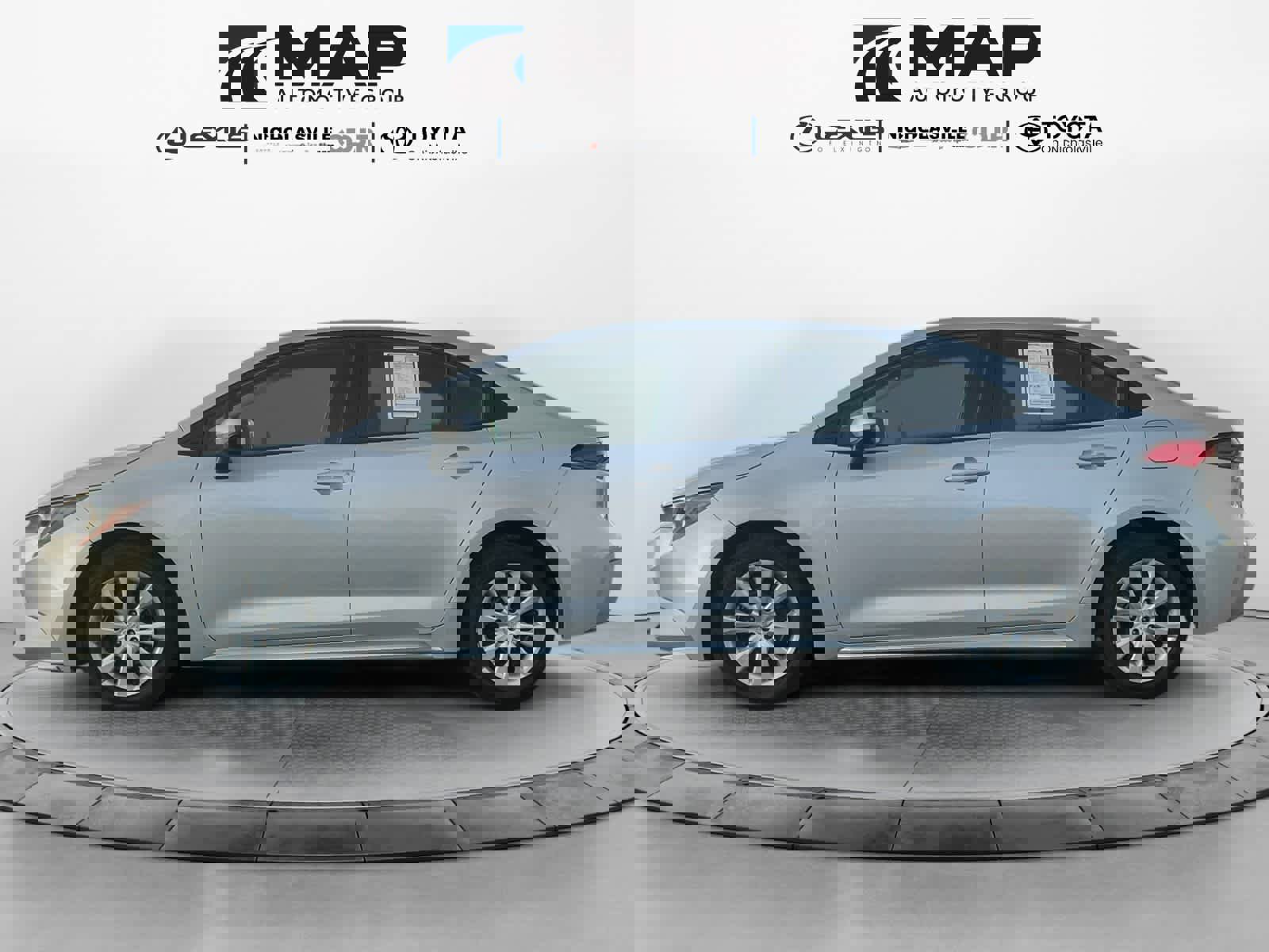 Used 2024 Toyota Corolla LE image 3