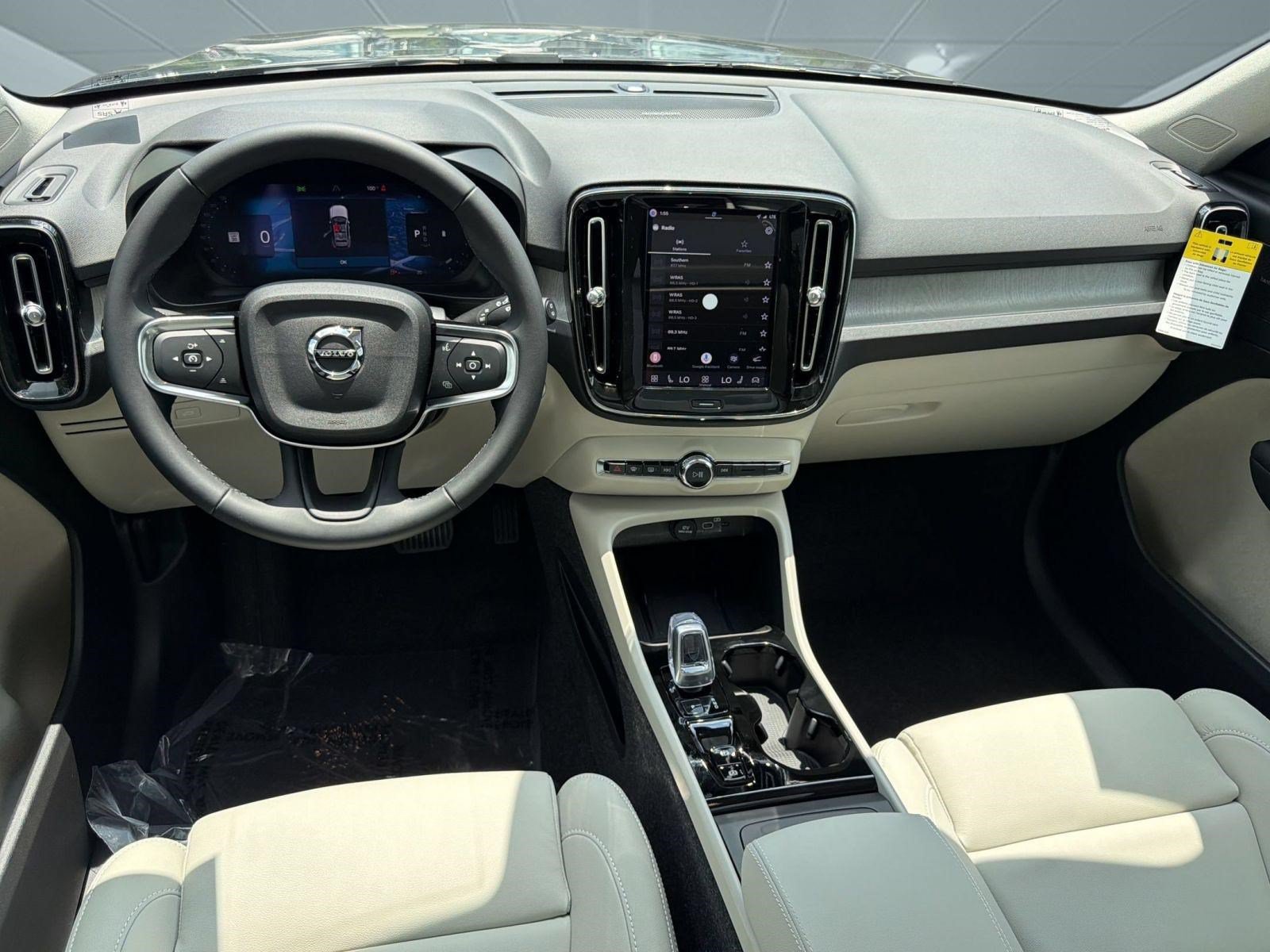New 2026 Volvo XC40 B5 Ultra w/ Protection Package AWD/4WD image 26