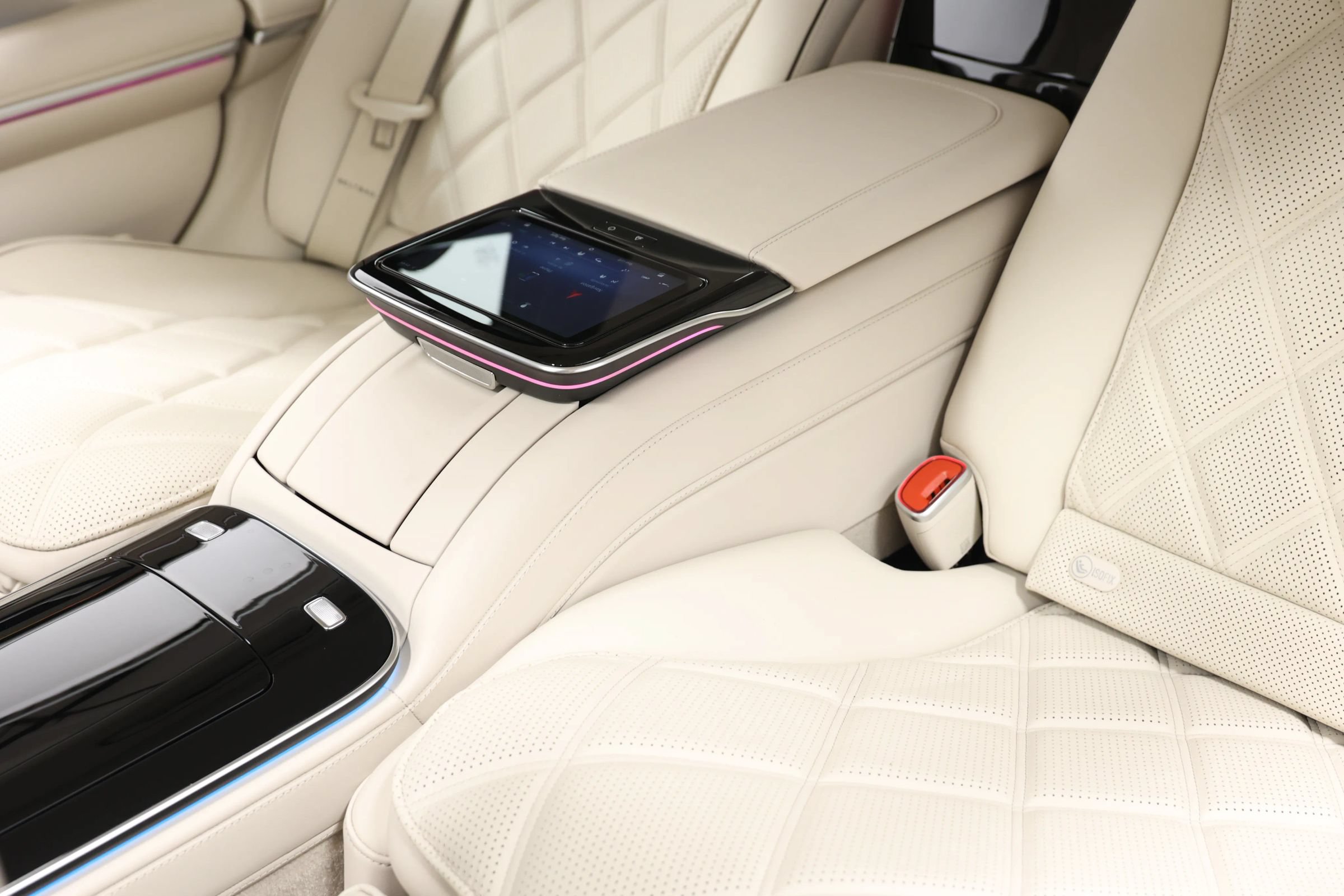 Used 2024 Mercedes-Benz Maybach S 580 4MATIC image 67