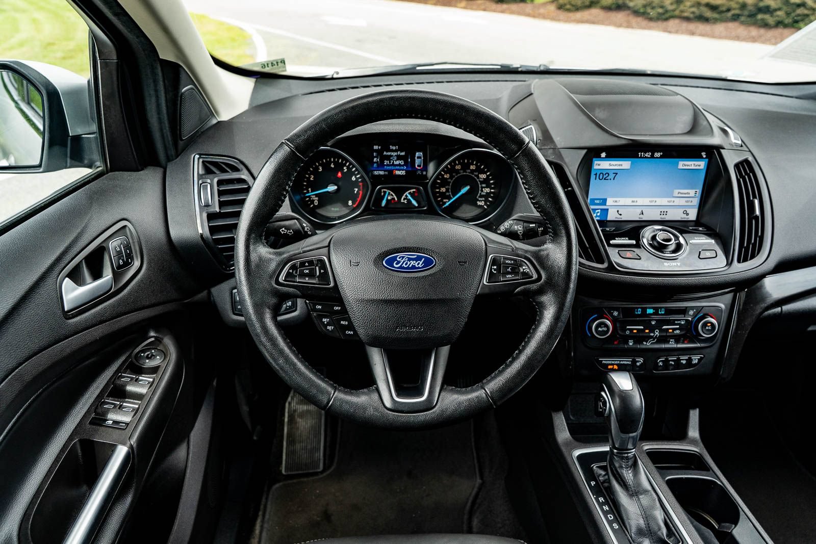 Used 2019 Ford Escape Titanium AWD/4WD image 22