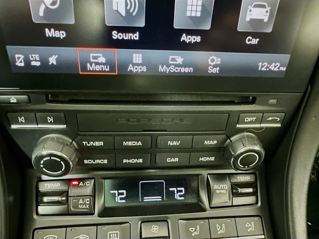 Used 2019 Porsche 911 Turbo image 18