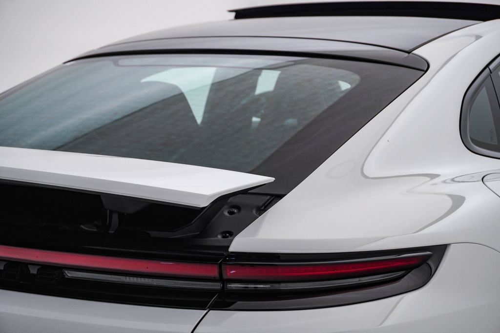 New 2026 Porsche Panamera 4 E-Hybrid AWD/4WD image 12