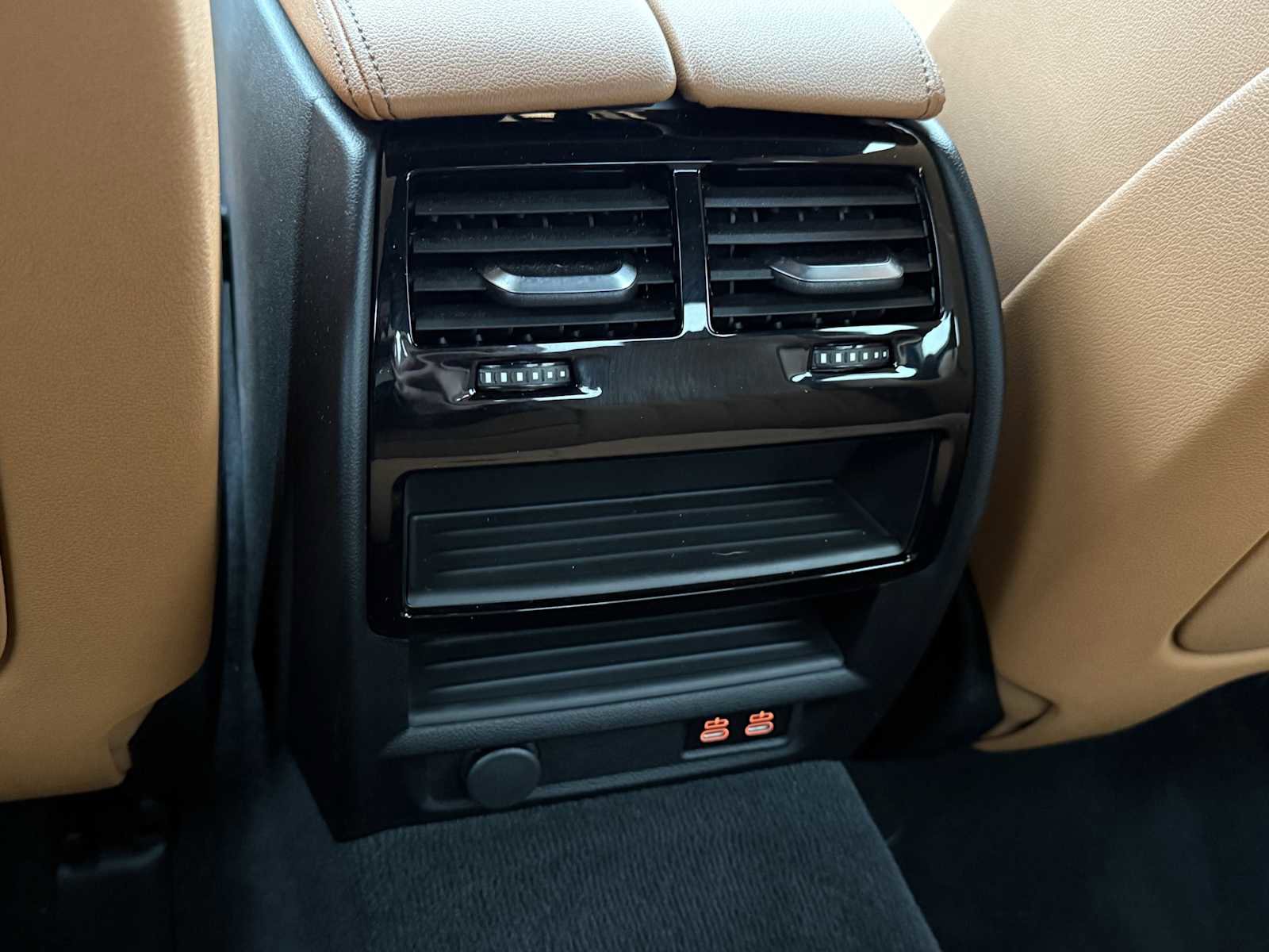 Used 2023 BMW 540i xDrive w/ M Sport Package image 46